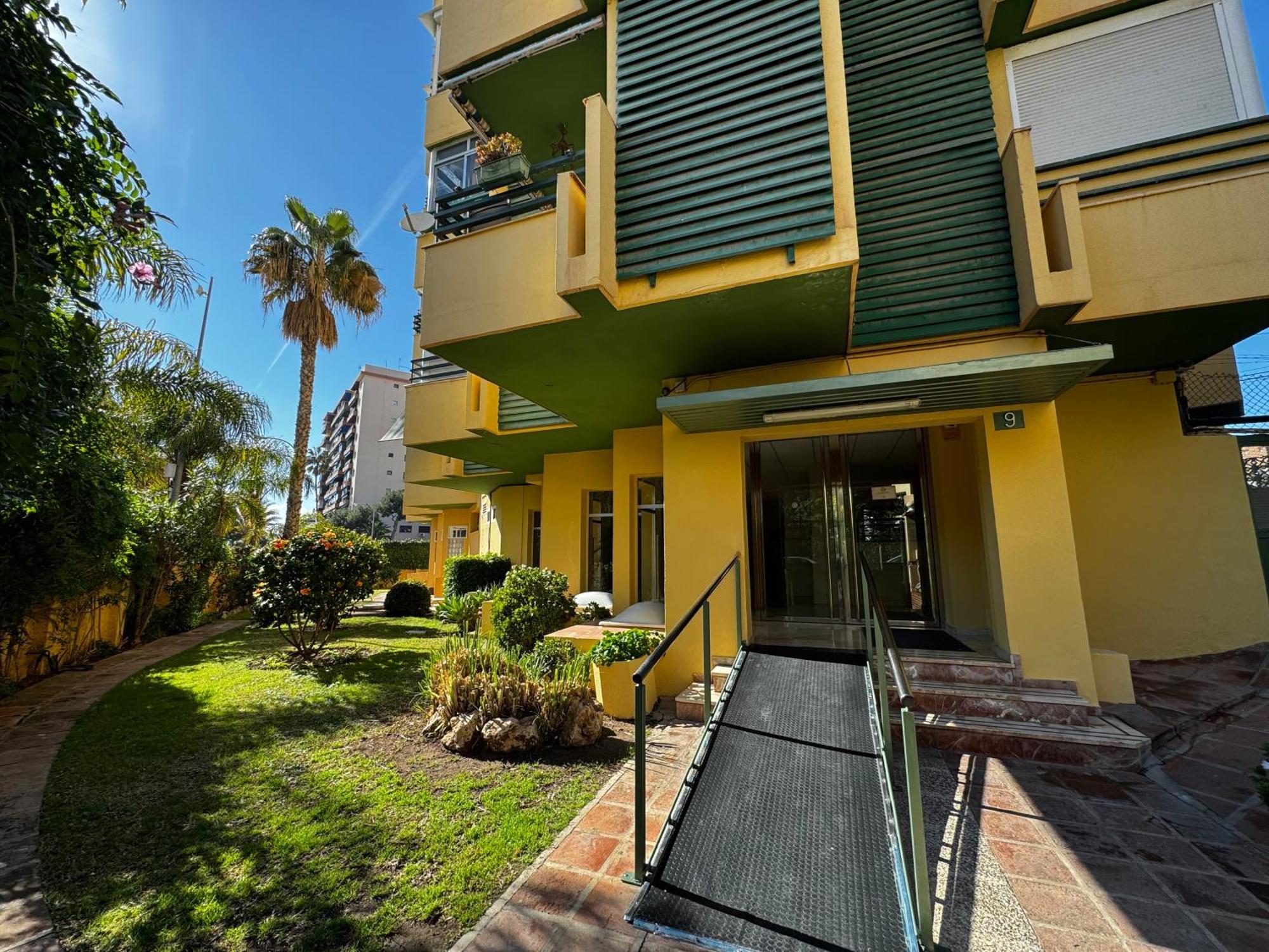 Allegra Suite Малага Экстерьер фото